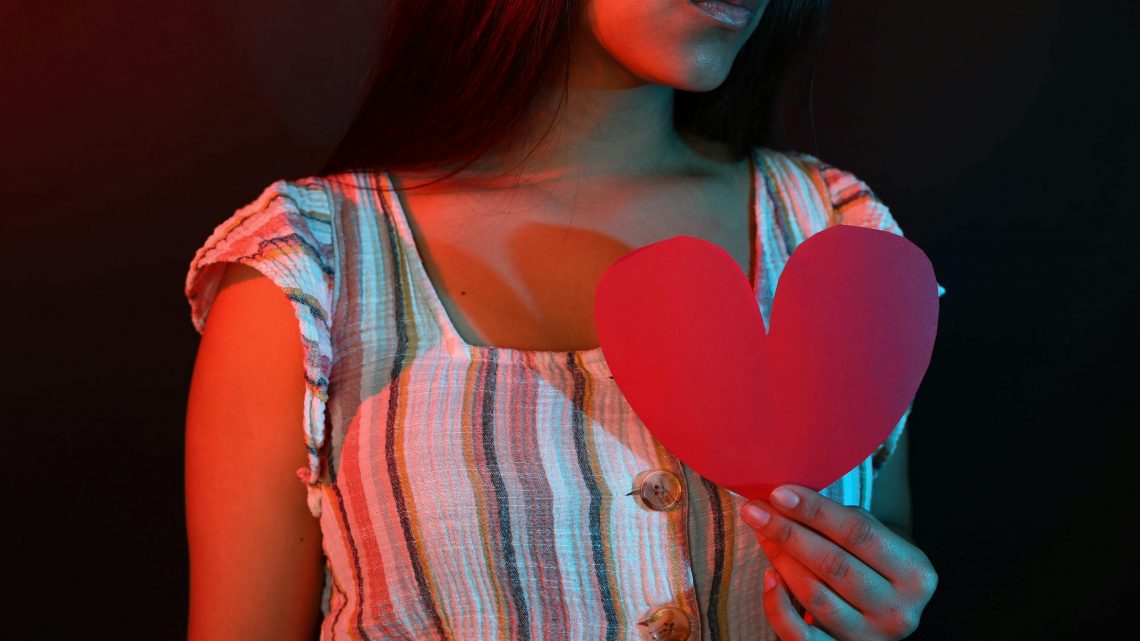 Amarres de amor caseros vs. profesionales: ¿cuál elegir para que tu ex vuelva?